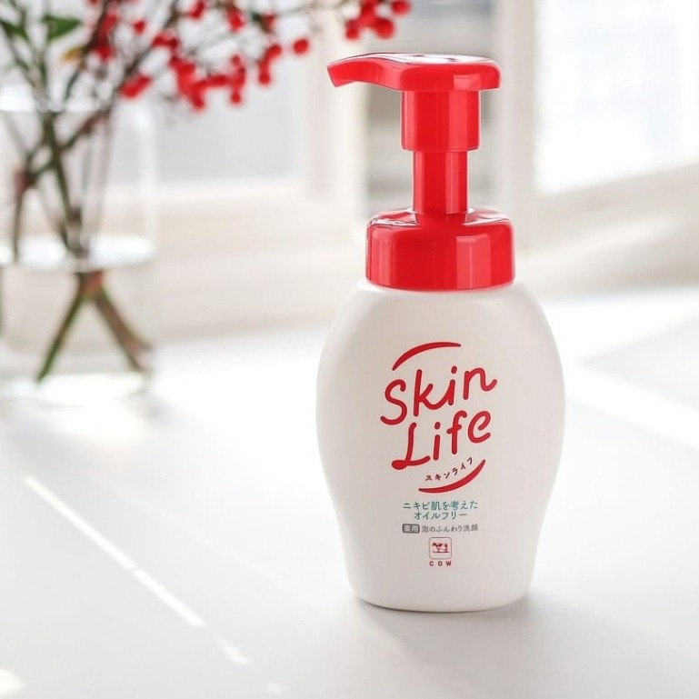 Cow Brand Skin Life Acne Care Face Wash 160ml (Pump)